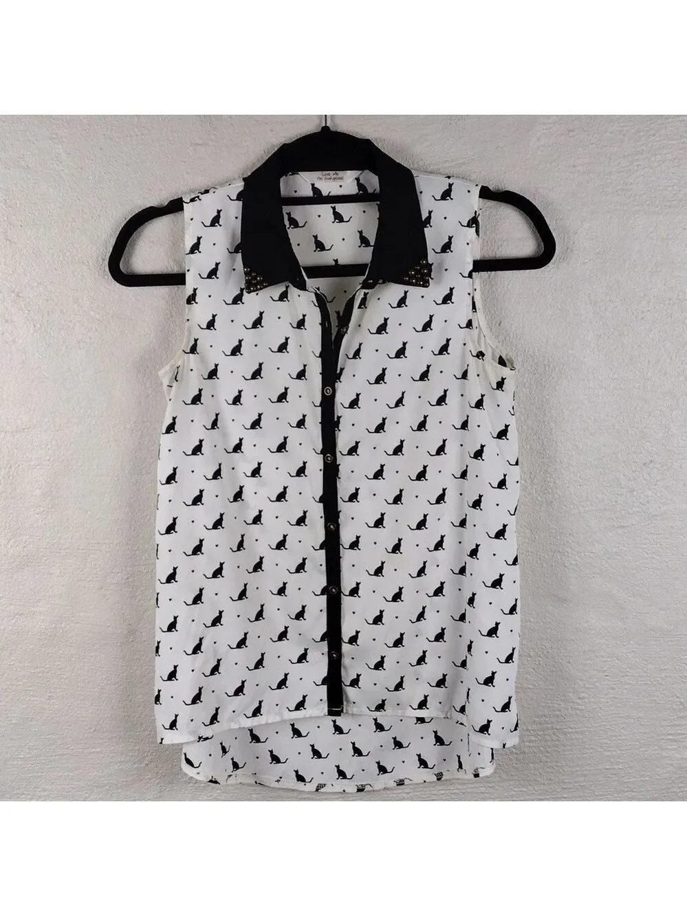 Love Me I'm Gorgeous White Black Cat Print Collared Sleeveless Button Down Top
